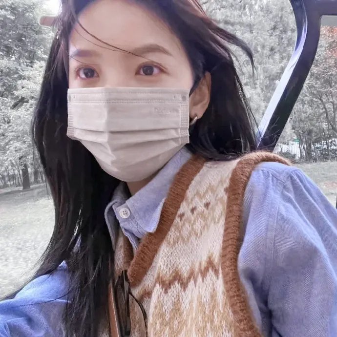 低头不见抬头见